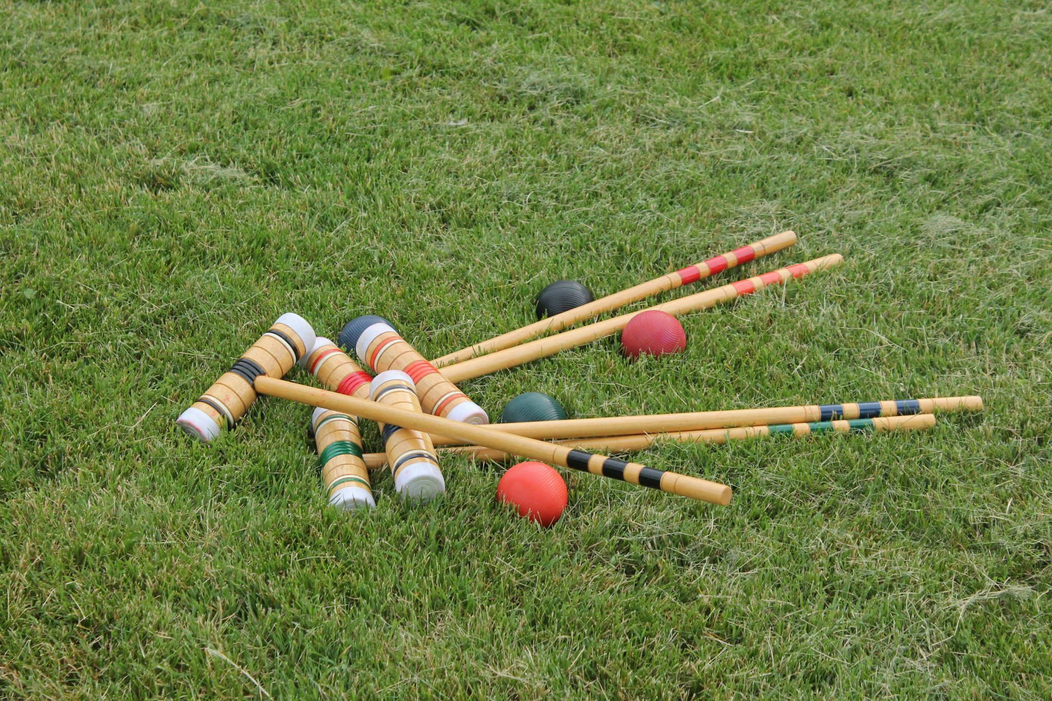 Learn to play golf croquet!